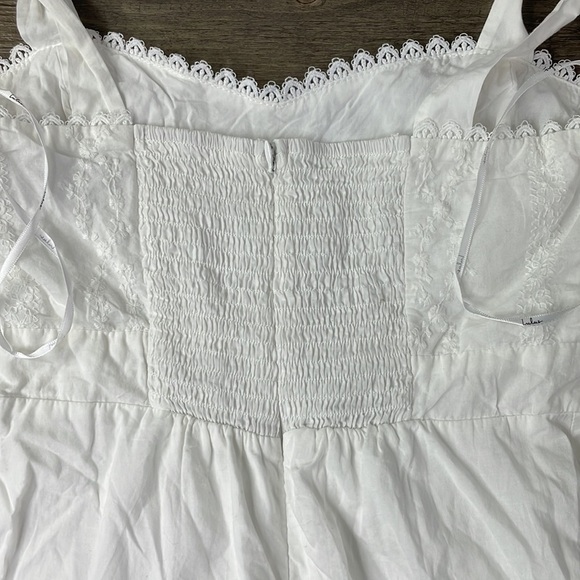 Lulu’s Women’s White Eyelet Mini Dress With Shoulder Ties, size small - Picture 10 of 10